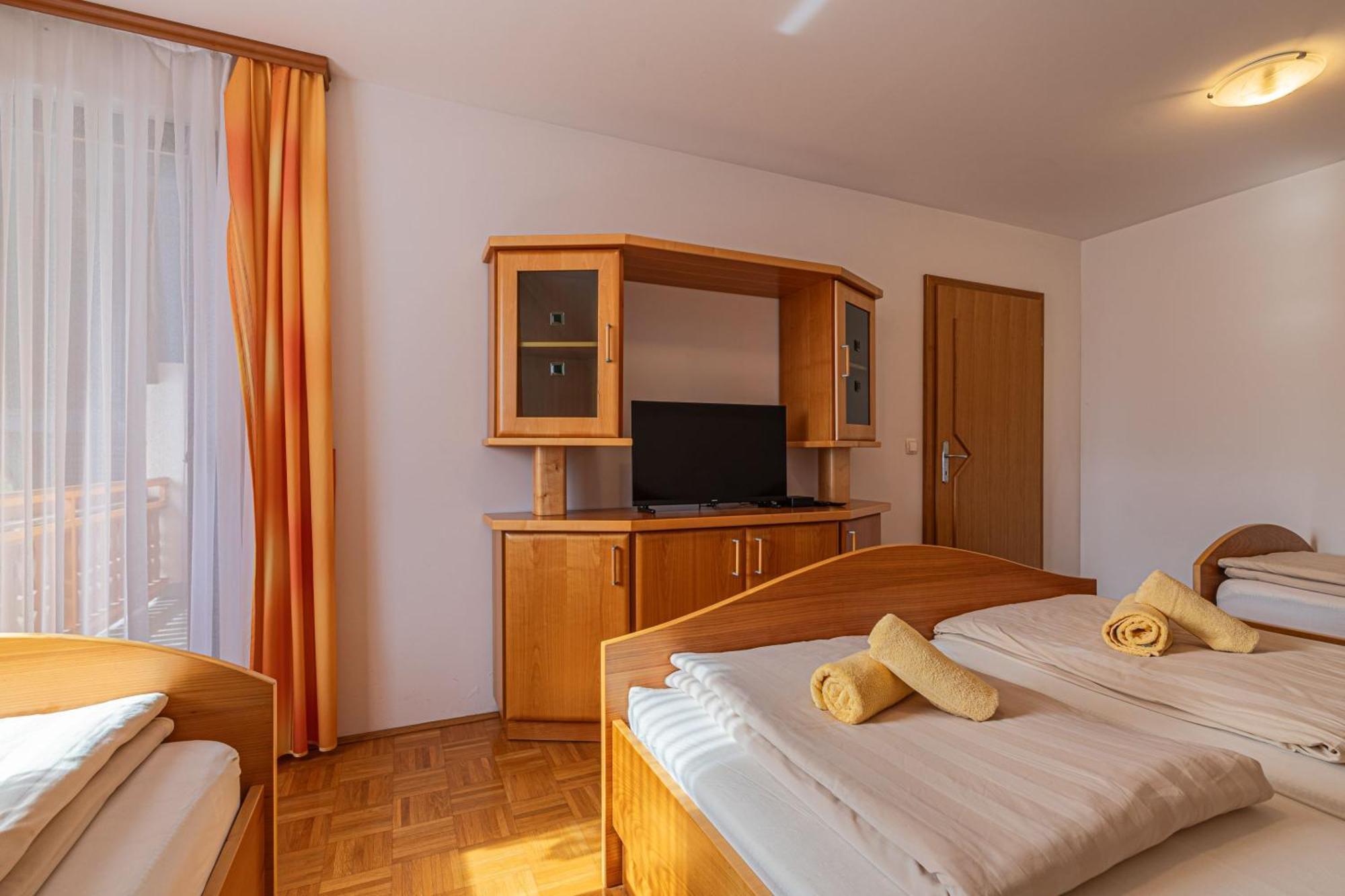 Tourist Farm Skrbina Apartments - Happy Rentals Smarjeske Toplice Εξωτερικό φωτογραφία